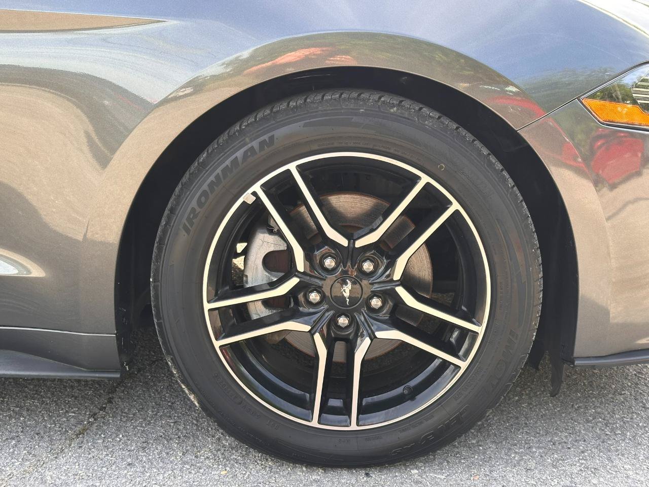 Used 2018 Ford Mustang Premium RWD image 24