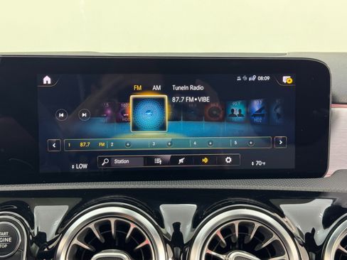 Used 2021 Mercedes-Benz A 35 AMG 4MATIC image 26