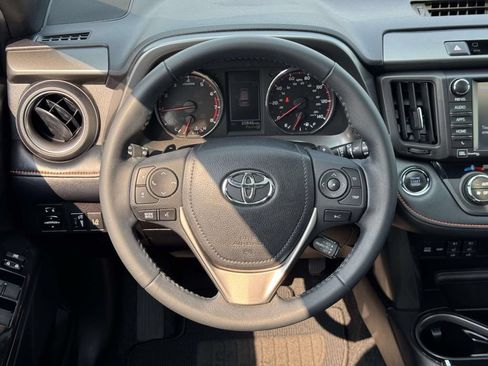 Used 2018 Toyota RAV4 SE w/ Advanced Technology Package AWD/4WD image 12