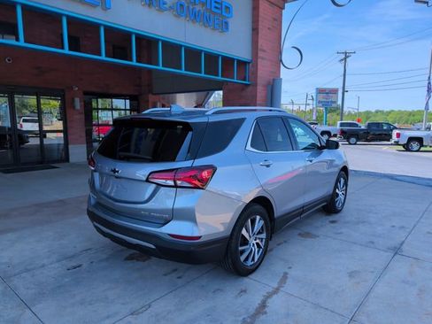 Used 2024 Chevrolet Equinox Premier AWD/4WD image 9