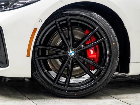 Used 2024 BMW M440i Convertible w/ Premium Package image 7