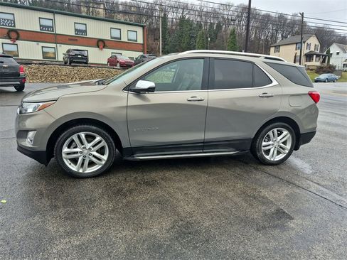 Used 2018 Chevrolet Equinox Premier image 12