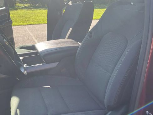 Used 2021 RAM 1500 Big Horn AWD/4WD image 29