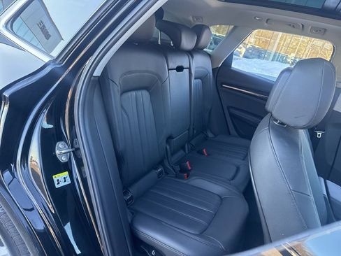 Used 2020 Audi Q5 2.0T Premium Plus w/ Premium Plus Package image 23