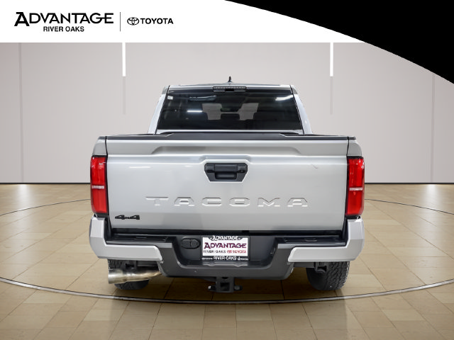 Certified 2025 Toyota Tacoma TRD Off-Road AWD/4WD image 7