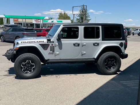 Used 2023 Jeep Wrangler Unlimited Rubicon AWD/4WD image 5