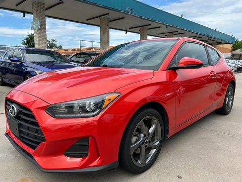 Used 2020 Hyundai Veloster 2.0 FWD image 1
