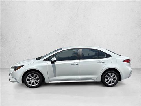 Used 2026 Toyota Corolla LE FWD image 8