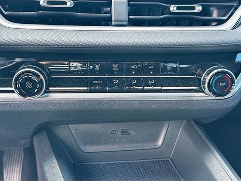 New 2026 Chevrolet Equinox LT w/ Midnight Edition image 15