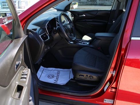 Used 2024 Chevrolet Equinox LT image 11