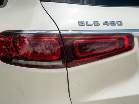Used 2020 Mercedes-Benz GLS 450 4MATIC image 14