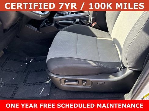 Used 2023 Toyota Tacoma TRD Sport AWD/4WD image 15