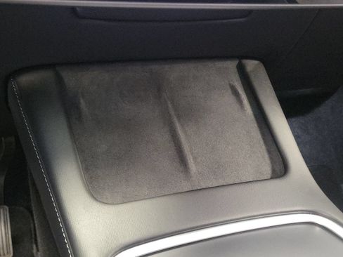 Used 2025 Tesla Model Y Long Range RWD image 28