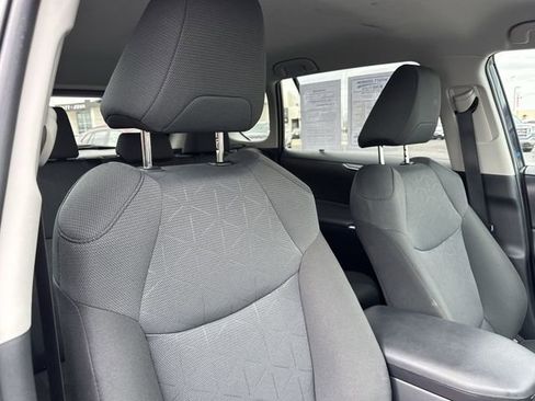 Used 2025 Toyota RAV4 XLE w/ Weather Package image 23