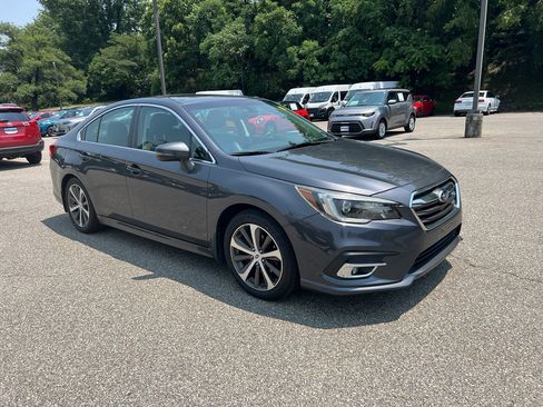 Used 2018 Subaru Legacy 2.5i Limited AWD/4WD image 2