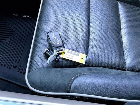 Certified 2019 RAM 1500 Laramie image 32