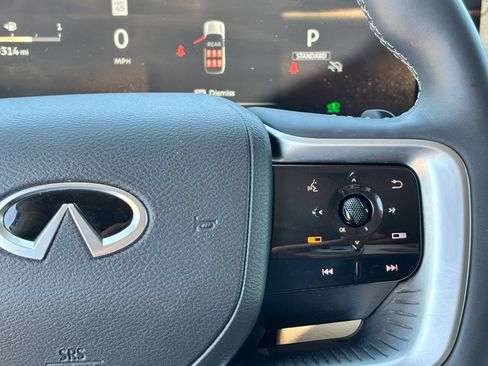 Certified 2025 INFINITI QX80 Luxe AWD/4WD image 20