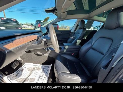 Used 2022 Tesla Model 3 image 21
