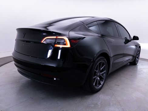 Used 2023 Tesla Model 3 Standard Range RWD image 14