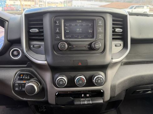 Used 2019 RAM 1500 Big Horn image 9