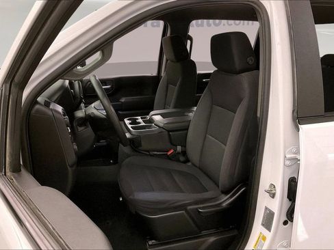 Used 2023 Chevrolet Silverado 2500 Custom w/ Custom Value Package image 26