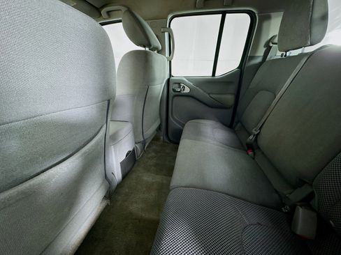 Used 2018 Nissan Frontier SV w/ Value Truck Package image 23