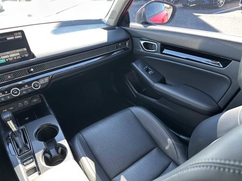 Used 2023 Honda Civic Touring image 12