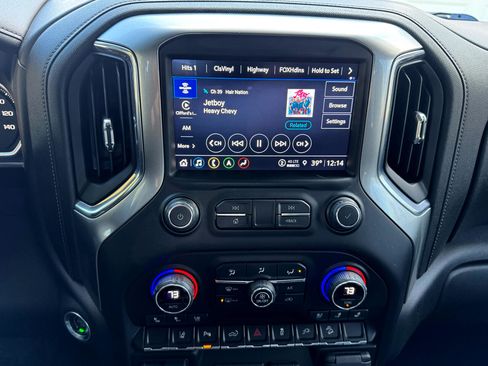 Used 2022 Chevrolet Silverado 3500 LTZ w/ LTZ Plus Package image 18