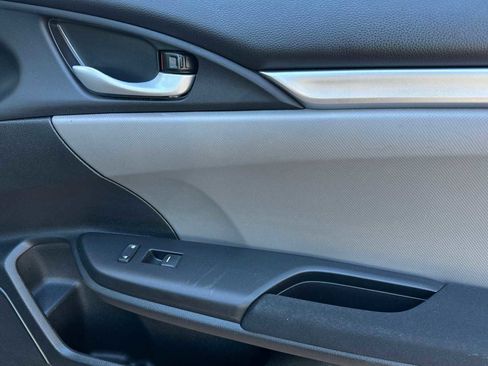 Used 2020 Honda Civic LX image 18