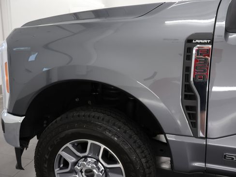 Used 2023 Ford F350 Lariat AWD/4WD image 35