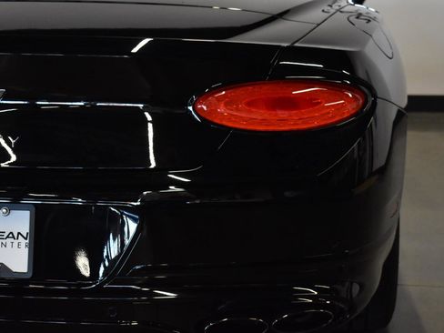 Used 2021 Bentley Continental GT image 24