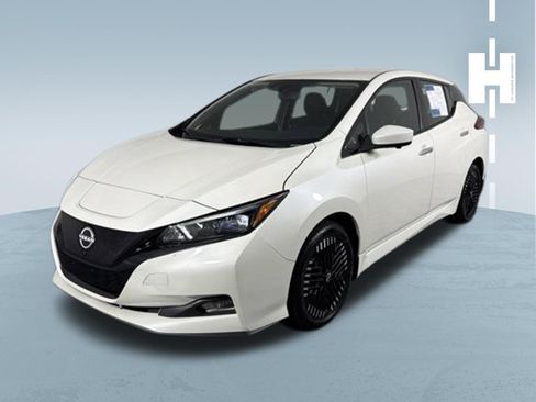 Used 2024 Nissan Leaf SV Plus FWD image 3