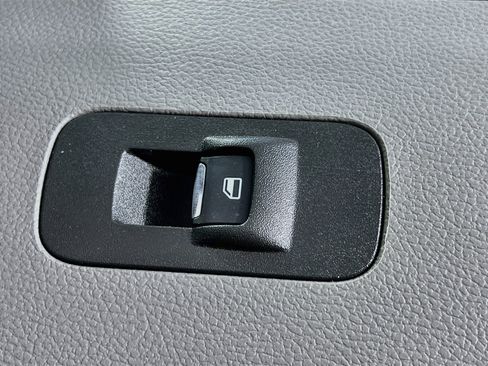 Used 2017 Ford F150 XL w/ Equipment Group 101A Mid AWD/4WD image 29