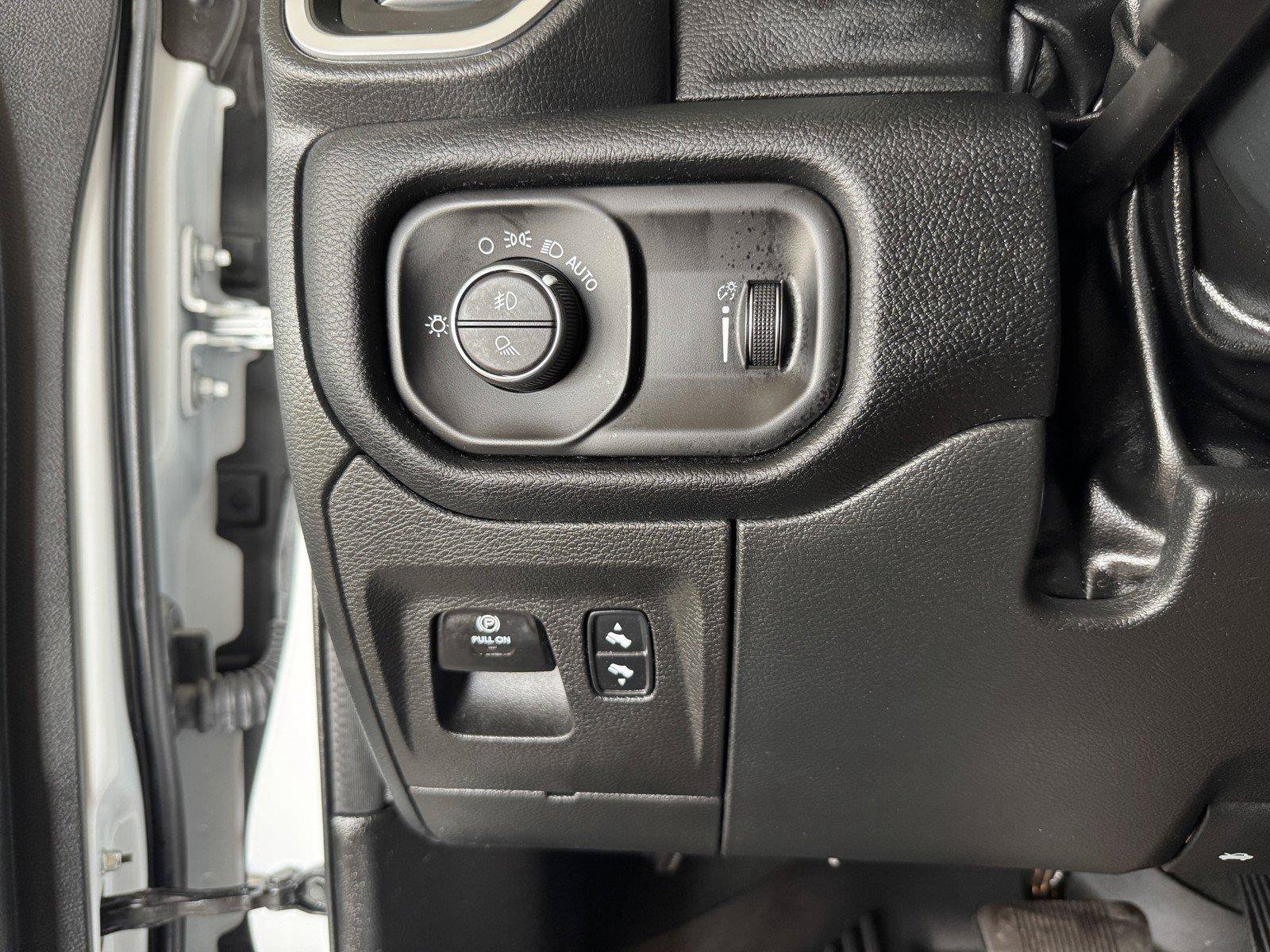 Used 2022 RAM 1500 Big Horn AWD/4WD image 21