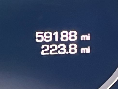 Used 2019 Porsche Cayenne image 22