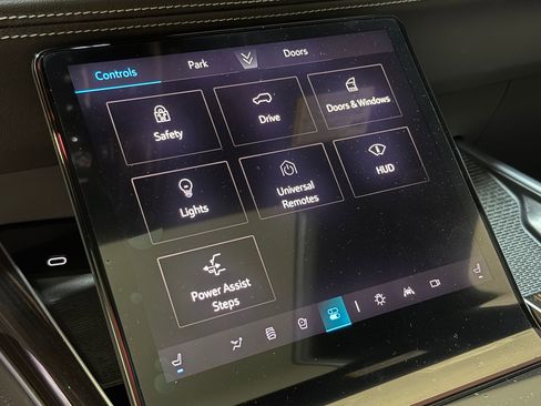 New 2025 Cadillac Escalade ESV Premium Luxury w/ Touring Package image 38