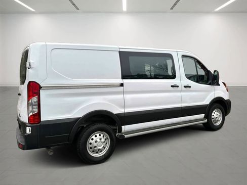 Used 2024 Ford Transit 250 Low Roof AWD w/ Exterior Upgrade Package image 4