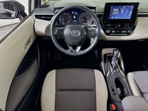 Used 2025 Toyota Corolla LE FWD image 19