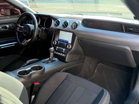 Used 2020 Ford Mustang GT w/ Equipment Group 301A image 15