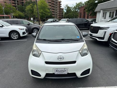 Used 2012 Scion iQ w/ Rear Speaker Pkg FWD image 2