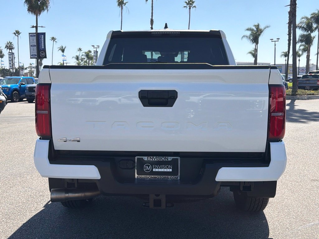 Used 2026 Toyota Tacoma SR5 AWD/4WD image 9