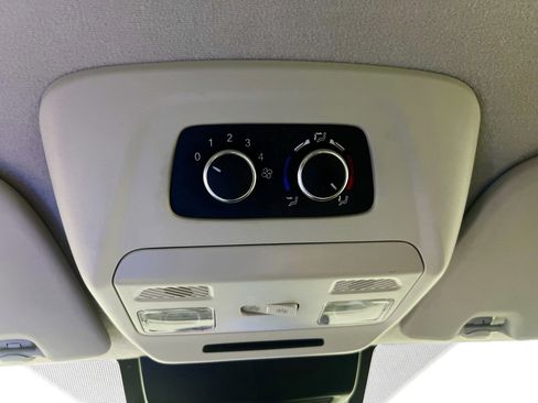 Used 2024 Ford Transit 350 XLT image 22