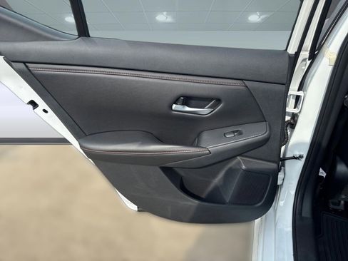 New 2025 Nissan Sentra SR image 19