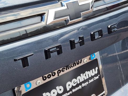Used 2021 Chevrolet Tahoe Z71 w/ Luxury Package AWD/4WD image 31