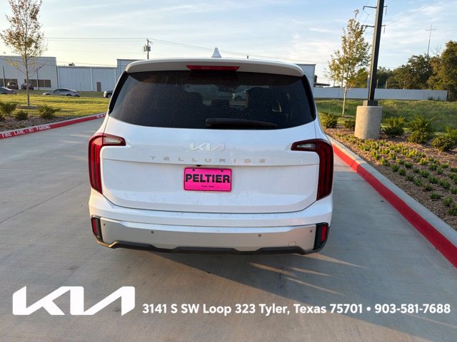 Certified 2024 Kia Telluride LX FWD image 10