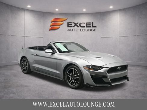 Used 2023 Ford Mustang Premium RWD image 11