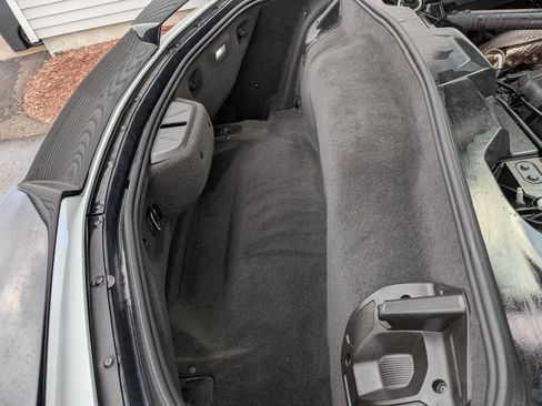 Used 2023 Chevrolet Corvette Stingray 2dr Coupe w/2LT image 18