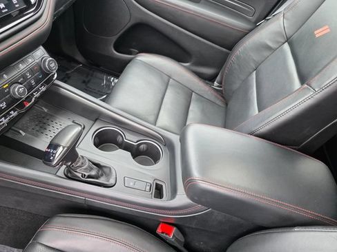 Used 2025 Dodge Durango R/T AWD/4WD image 32