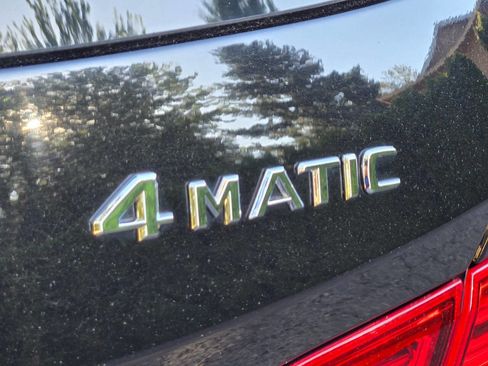 Used 2015 Mercedes-Benz ML 400 ML 400 AWD 4MATIC 4dr SUV image 33