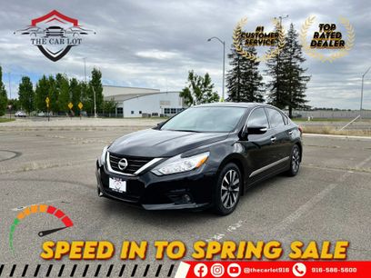 Used 2016 Nissan Altima 2.5 SV w/ Convenience Package
